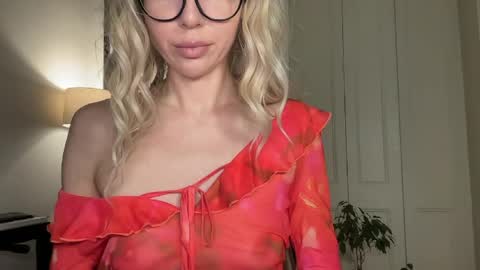 Mila online show from April 2026 04:34:01 PM