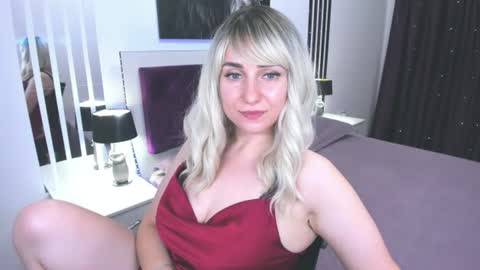 Snapshot of milenadaisy chatting on June 2026 02:39:02 PM MilenaDaisy online show from June 2026 02:39:02 PM