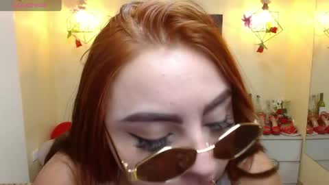 Snapshot of miley_clarck chatting on April 2026 01:53:02 PM Miley online show from April 2026 01:53:02 PM
