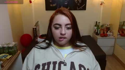 Snapshot of miley_clarck chatting on April 2026 01:26:02 PM Miley online show from April 2026 01:26:02 PM