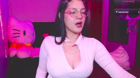 Miley Berry online show from December 2025 05:03:02 AM