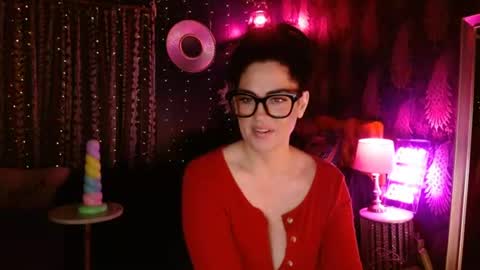 Snapshot of milf_lacey chatting on August 2026 02:02:02 AM Milf Lacey online show from August 2026 02:02:02 AM