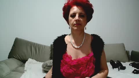 Snapshot of milffsupreme chatting on February 2025 08:55:02 PM Milfsupreme online show from February 2025 08:55:02 PM