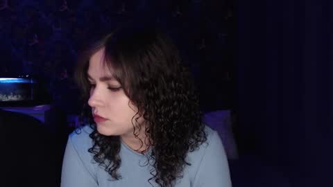 Stella and Neo online show from December 2025 04:28:02 AM