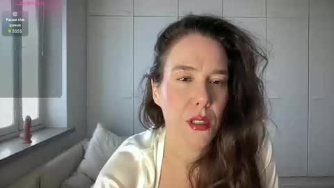 Milk online show from April 2026 10:09:02 AM