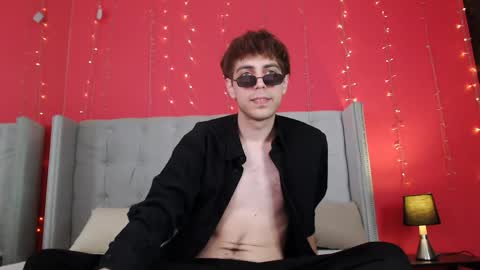 Snapshot of milkhunter_ chatting on April 2026 08:37:01 PM milkhunter_ online show from April 2026 08:37:01 PM