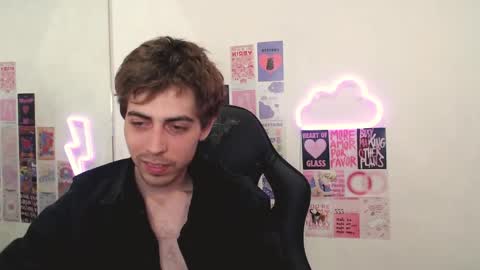 Snapshot of milkhunter_ chatting on April 2026 08:53:01 PM milkhunter_ online show from April 2026 08:53:01 PM