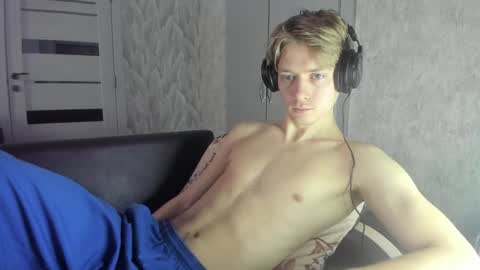 Snapshot of milkiwy chatting on January 2025 06:13:01 AM Isaac online show from January 2025 06:13:01 AM