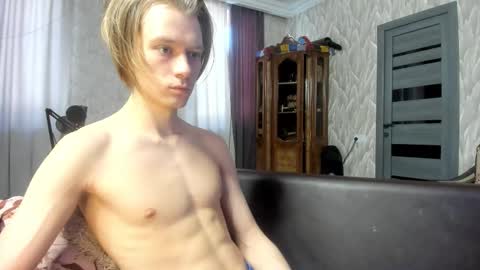 Snapshot of milkiwy chatting on January 2026 07:11:02 AM Isaac online show from January 2026 07:11:02 AM