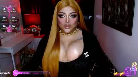 milkshakelavinia online show from December 2025 10:24:02 AM