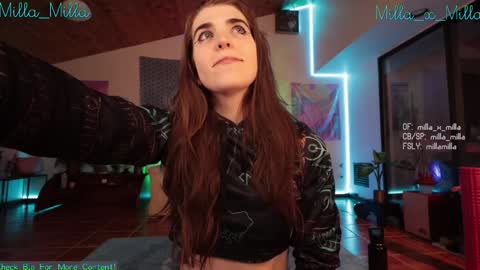 milla_milla online show from February 2025 04:42:01 AM