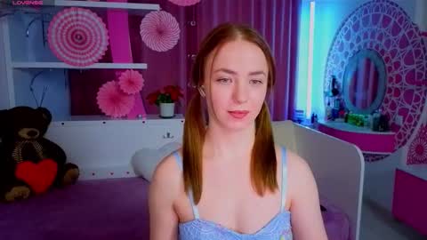 Milana online show from March 2026 10:48:01 PM