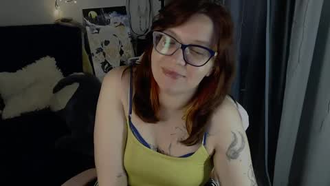 Snapshot of millapoolys chatting on May 2026 05:23:02 PM Milla online show from May 2026 05:23:02 PM