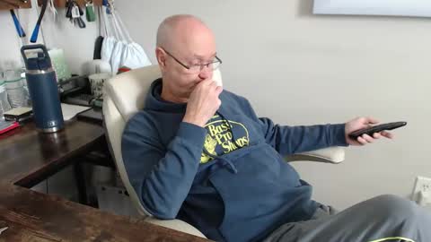 millenium0129 online show from October 2025 03:35:01 PM