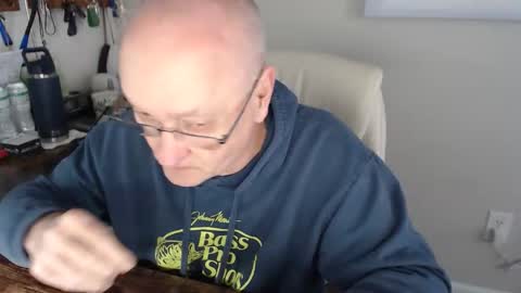 millenium0129 online show from December 2025 06:16:01 PM