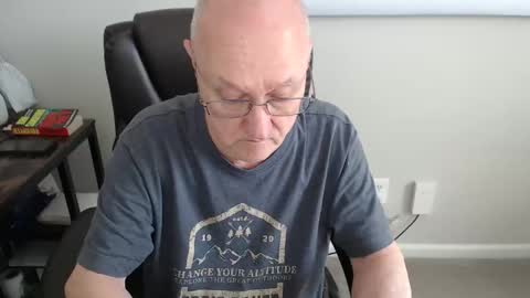 millenium0129 online show from April 2026 03:48:02 PM