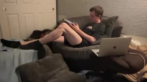 SlimnHungOH online show from December 2024 06:31:01 AM