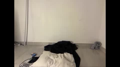 SlimnHungOH online show from April 2026 12:52:01 AM