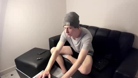 Snapshot of millerjdm chatting on April 2026 02:36:01 AM SlimnHungOH online show from April 2026 02:36:01 AM