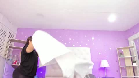 Snapshot of millers_rousse chatting on December 2025 12:01:02 PM millers_rousse online show from December 2025 12:01:02 PM