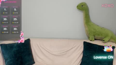 Snapshot of millibrooks chatting on February 2026 01:26:01 AM Milly online show from February 2026 01:26:01 AM