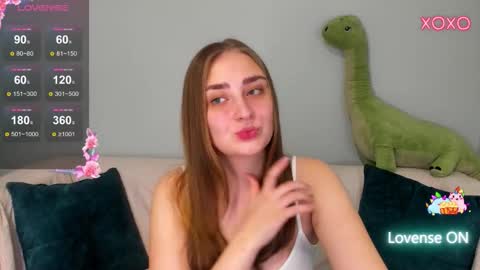 Snapshot of millibrooks chatting on February 2026 01:31:02 AM Milly online show from February 2026 01:31:02 AM