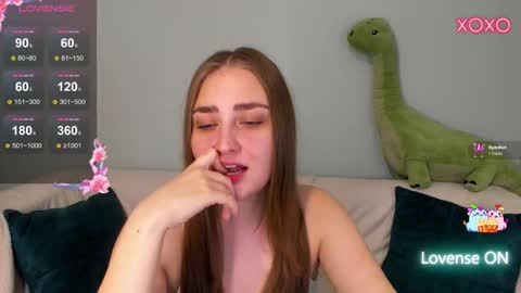 Snapshot of millibrooks chatting on February 2026 01:43:01 AM Milly online show from February 2026 01:43:01 AM