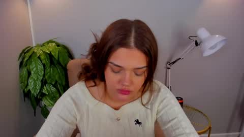 millie_chapmann online show from April 2026 09:14:02 AM