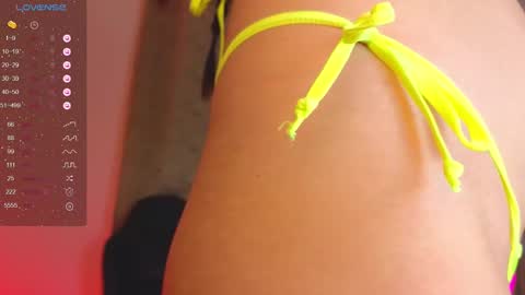 Snapshot of milly_01 chatting on January 2025 05:37:01 AM Milly online show from January 2025 05:37:01 AM