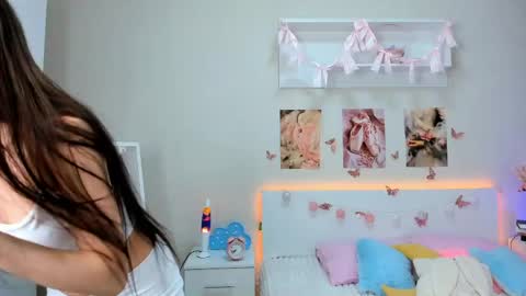 Snapshot of milly_heart chatting on June 2026 03:07:01 AM Milly online show from June 2026 03:07:01 AM
