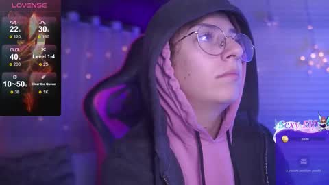 Snapshot of milly_kenner chatting on December 2025 07:22:01 PM MILLY online show from December 2025 07:22:01 PM