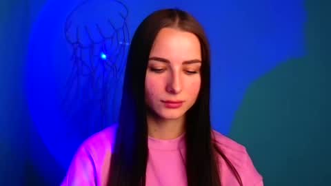 Milly online show from October 2025 11:18:01 AM