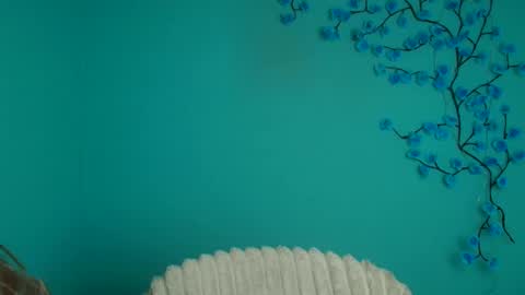 Milly online show from April 2026 11:19:01 AM