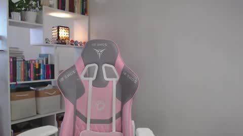 Milly online show from December 2024 07:28:01 AM