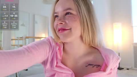 Snapshot of milly_shy chatting on April 2026 06:53:01 AM Milly online show from April 2026 06:53:01 AM
