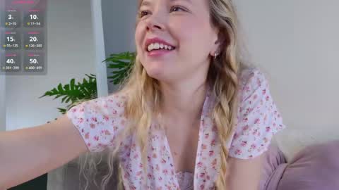 Snapshot of milly_shy chatting on June 2026 06:52:02 AM Milly online show from June 2026 06:52:02 AM