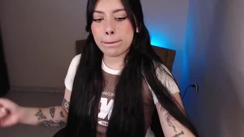 Snapshot of millyx_ chatting on May 2026 01:56:01 AM Emily online show from May 2026 01:56:01 AM