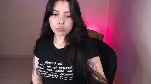 Snapshot of millyx_ chatting on June 2026 02:30:01 PM Emily online show from June 2026 02:30:01 PM