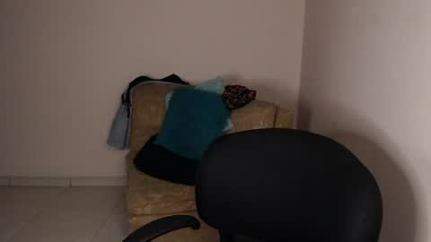 Snapshot of millyx_ chatting on June 2026 05:57:01 AM Emily online show from June 2026 05:57:01 AM