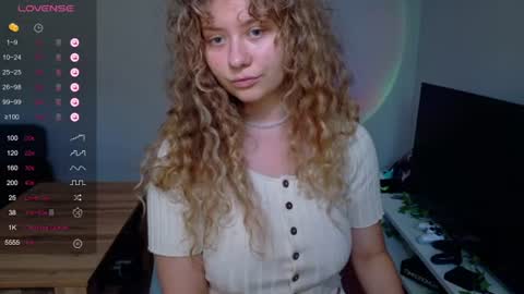 milounee online show from July 2026 02:41:01 PM