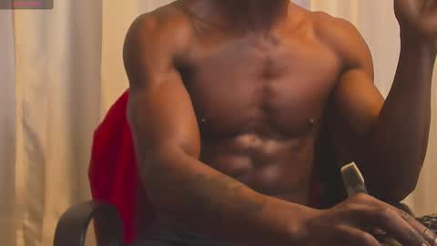 Miltonn online show from February 2025 10:21:02 PM