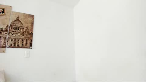 Snapshot of milu_cooper chatting on September 2025 06:39:02 AM milu modelo independiente .onlyfans kmila model online show from September 2025 06:39:02 AM