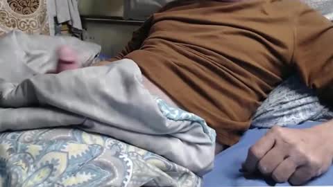 mimes32 online show from November 2025 12:21:02 AM