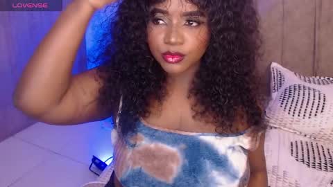 Snapshot of mimi_gil chatting on November 2025 05:51:02 AM Mimi online show from November 2025 05:51:02 AM