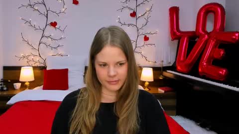 Kelly online show from February 2025 09:20:02 AM