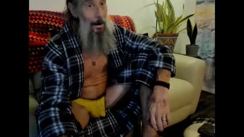 mindphuk online show from November 2025 01:18:02 AM