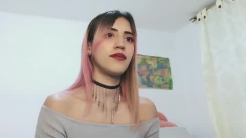 Amber online show from March 2025 09:43:01 AM