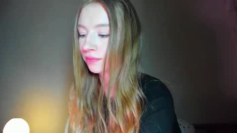 Amelia online show from April 2026 09:42:02 PM