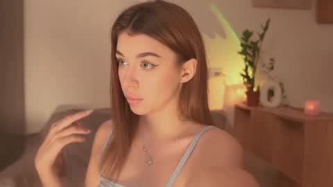 Rina online show from November 2025 01:26:02 PM