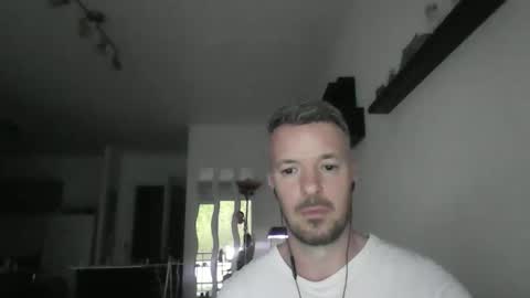 Snapshot of minka28 chatting on April 2026 05:39:01 PM minka28 online show from April 2026 05:39:01 PM